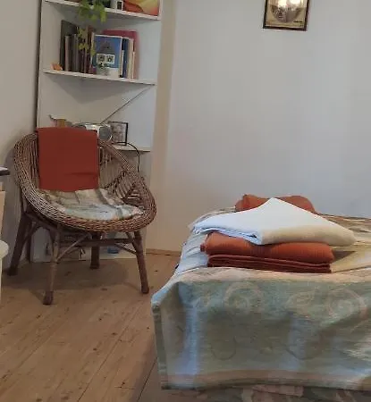 Teréz Háza Pazmand